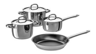 Perlatan dapur Panci dan Wajan menjadikan pengalaman memasak lebih menyenangkan dan memuaskan