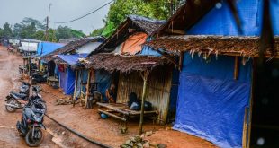 Potret Ratusan Penyintas Bencana di Lebak Bertahan di Tenda Huntara