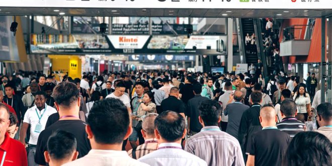 Bagaimana India dan Vietnam Memanfaatkan Kelesuan Ekonomi Global