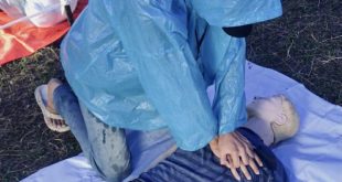 Bangun Ketangguhan Komunitas, Mahasiswa Profesi Ners UNAND Bentuk KSB dan Gelar Simulasi Bencana Gempa Bumi