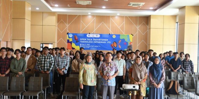 Open Talk Departemen Teknologi Informasi ITS, Ruang Diskusi Terbuka Menuju IT Lebih Baik