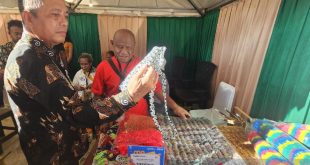 Pj Gubernur Festival Cenderawasih 2025 upaya peningkatan ekonomi Papua