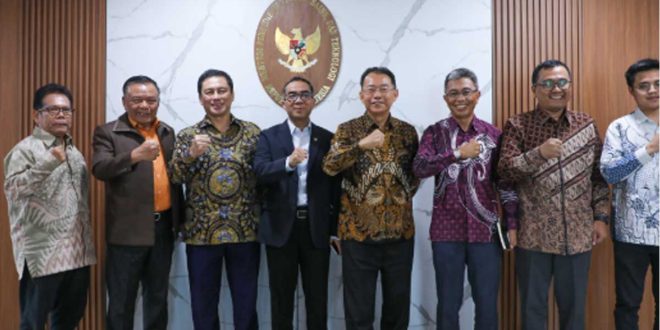 Sawit Jadi Proyek Percontohan Hilirisasi Teknologi, Pemerintah Siapkan Model Bisnis untuk Petani