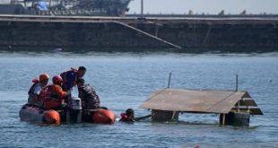 Simulasi penanganan bencana banjir di Makassar